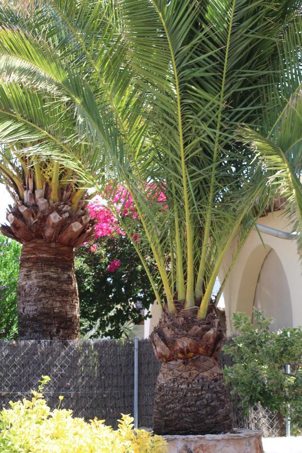 Casa Caliente Vila Santanyí Exterior foto